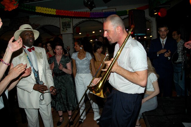 min 2006 05 14 guinguette mp 343